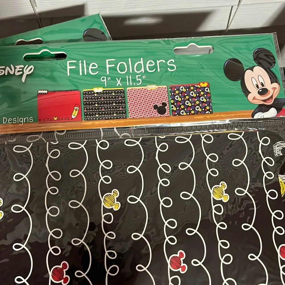 Disney Mickey Mouse file folders-NWT